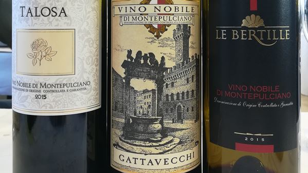 32 Vino Nobile 2015 1