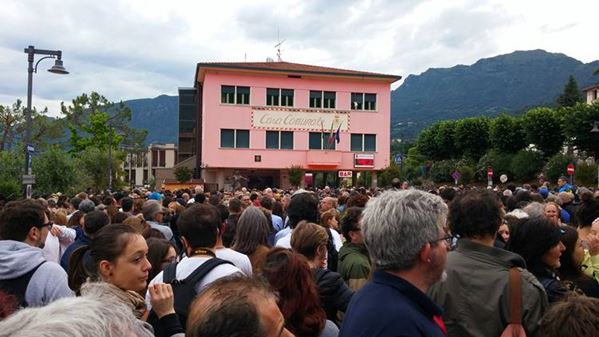 The Floating Piers 1